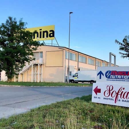 Motel Sofia Sežana Eksteriør billede